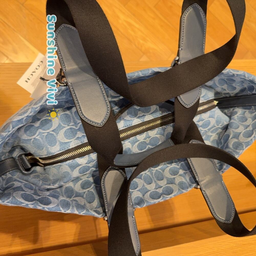 NWT Coach MEN'S Small Tour Tote Bag In Signature Denim CDF24 Silver/Denim - Picture 3 of 13